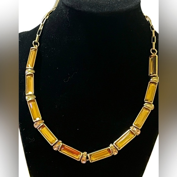 Neiman Marcus Elegant Gold-Tone Necklace, NWT - Picture 1 of 2